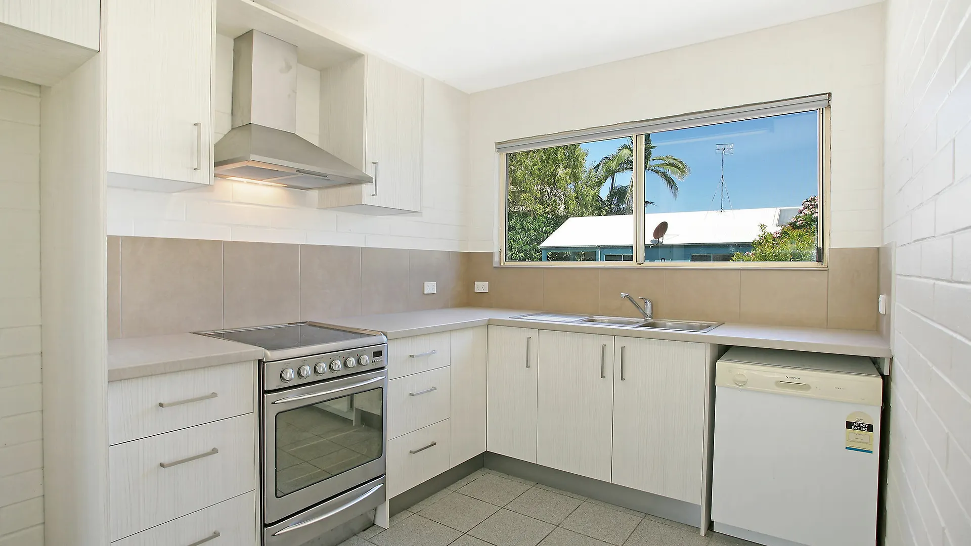 Surf Dance Apartments Coolum Beach 3*,